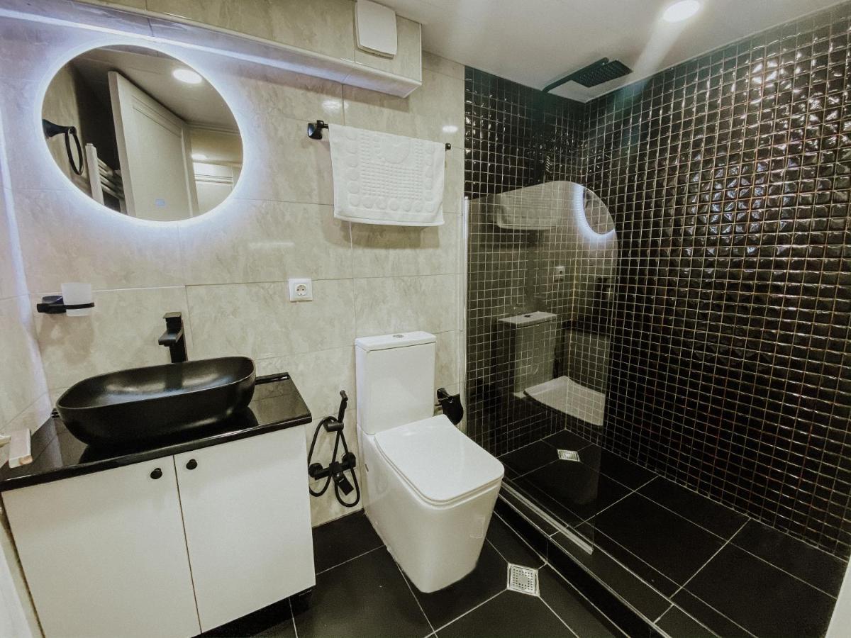Luxury Duplex Suites - City Center 트빌리시 외부 사진