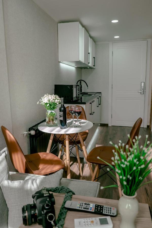 Luxury Duplex Suites - City Center 트빌리시 외부 사진